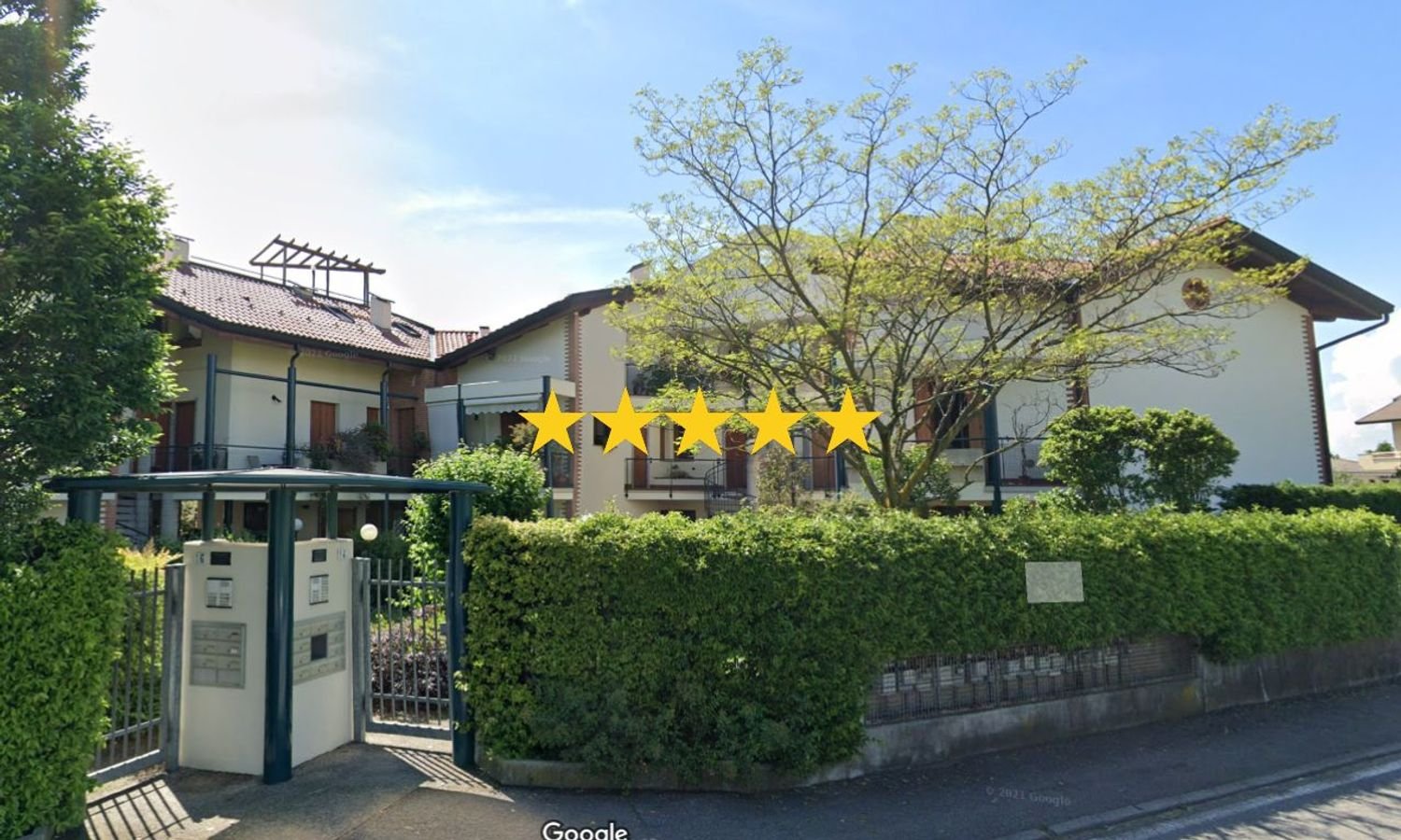 Квартира с 4 комнатами в Капонаго, Италия № 4093