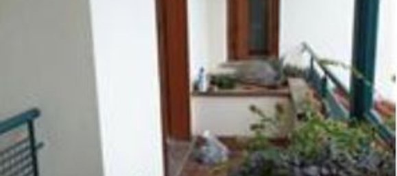 Квартира с 4 комнатами в Капонаго, Италия № 4093 7