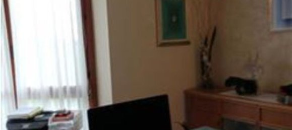 Квартира с 4 комнатами в Капонаго, Италия № 4093 11