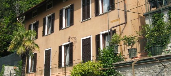 9 rooms House in Albavilla, Italy No. 13747 2