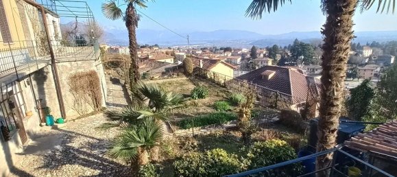 9 rooms House in Albavilla, Italy No. 13747 4