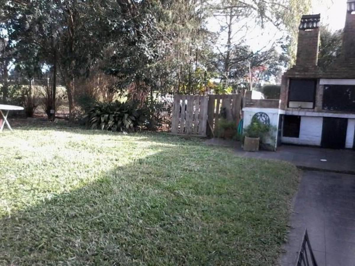 3 bedrooms House in Escobar, Argentina No. 91202