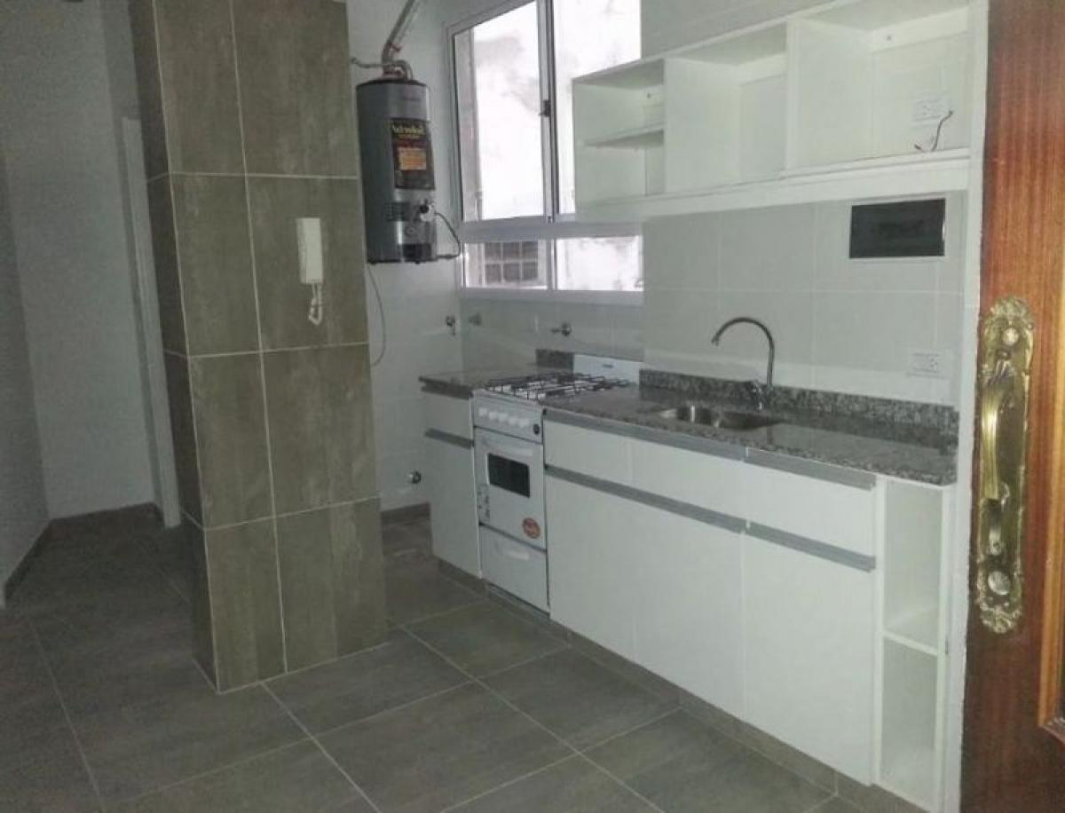 Studio in Buenos Aires, Argentina No. 71936