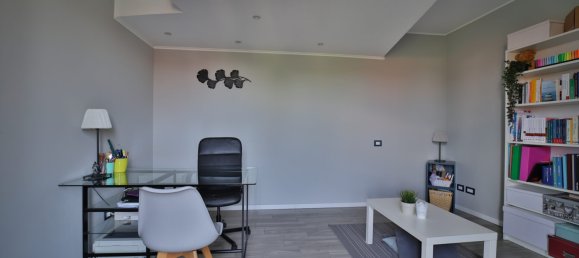 3 bedrooms Villa in Trezzano Rosa, Italy No. 295083 21