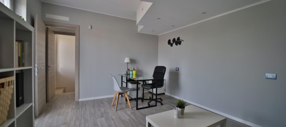 3 bedrooms Villa in Trezzano Rosa, Italy No. 295083 22