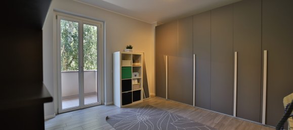 3 bedrooms Villa in Trezzano Rosa, Italy No. 295083 18