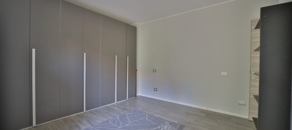 3 bedrooms Villa in Trezzano Rosa, Italy No. 295083 19