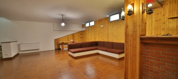 3 bedrooms Villa in Trezzano Rosa, Italy No. 295083 25