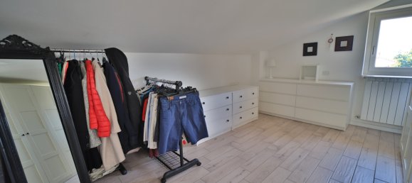 3 bedrooms Villa in Trezzano Rosa, Italy No. 295083 15