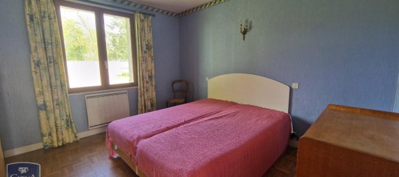 Casa de 3 dormitorios en Amilly, France No. 51439 31