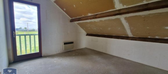 Casa de 3 dormitorios en Amilly, France No. 51439 36