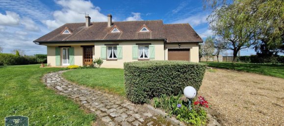 Casa de 3 dormitorios en Amilly, France No. 51439 2