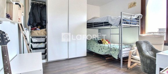 4 Schlafzimmer Doppelhaus in Gennevilliers, France, Nr. 121999 11