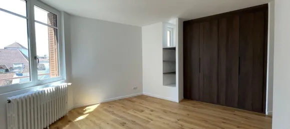 Apartamento de 3 dormitorios en Vichy, France No. 348197 3