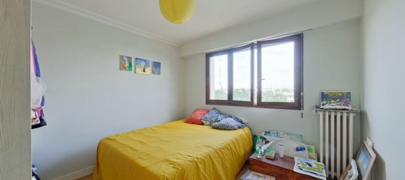 3 Schlafzimmer Wohnung in Tours, France, Nr. 240917 5