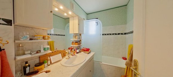 3 Schlafzimmer Wohnung in Tours, France, Nr. 240917 8