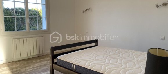 Casa de 5 dormitorios en Pont-l'Abbe-d'Arnoult, France No. 96108 7