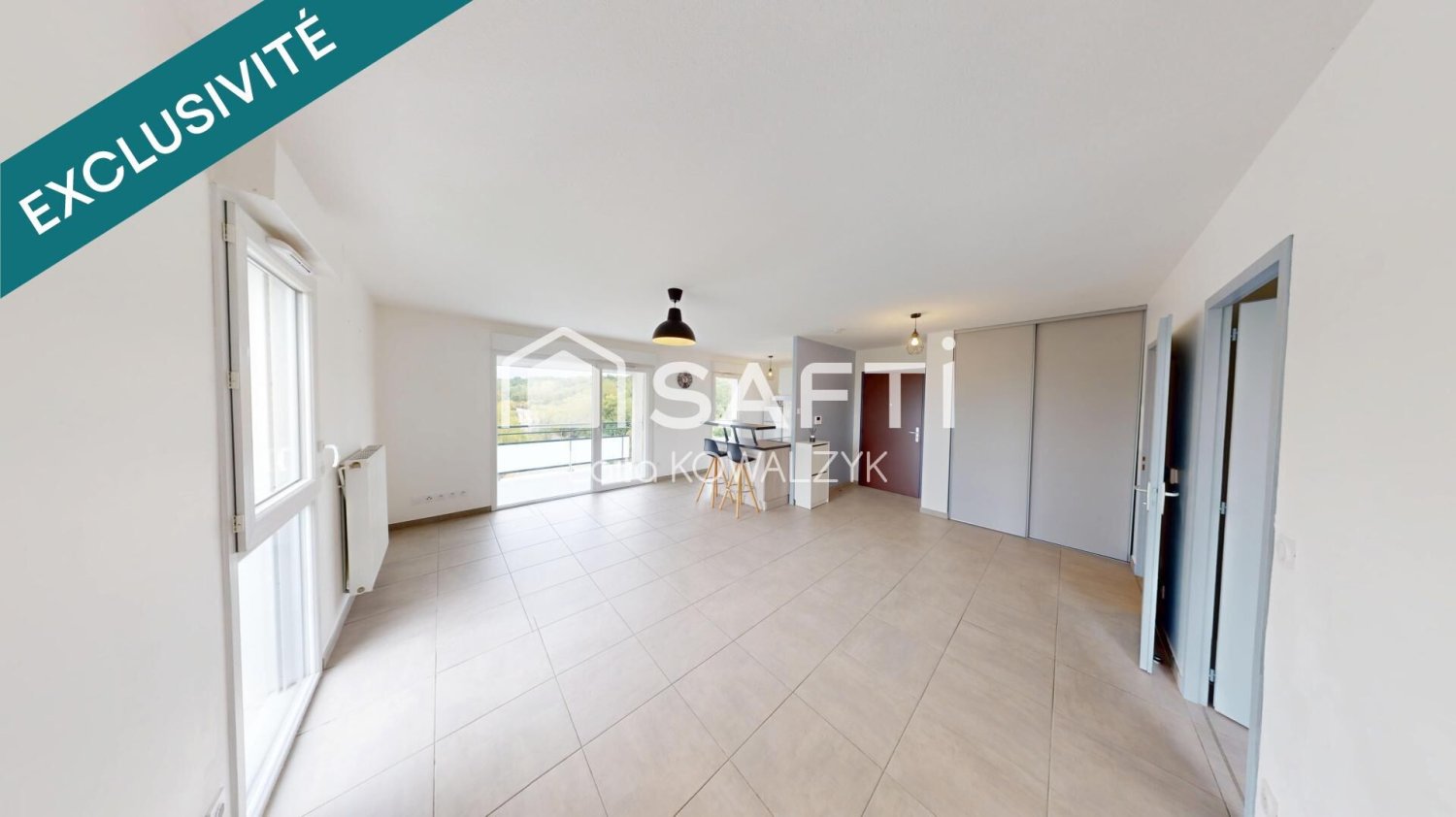 2 rooms Apartment in Villefontaine, France No. 346494