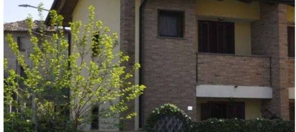 3غرفة منزل ذو طابقين في Casirate d'Adda, Italy رقم 8595 7