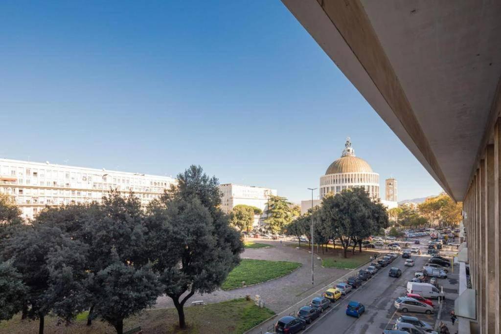 4 rooms Apartment in Rome, Italy No. 33208