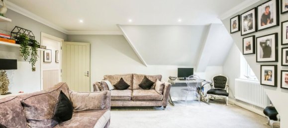 2 bedrooms Apartment in Kenley, United Kingdom No. 8035 2