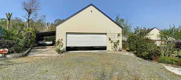 4 bedrooms House in Saint-Regle, France No. 156577 20