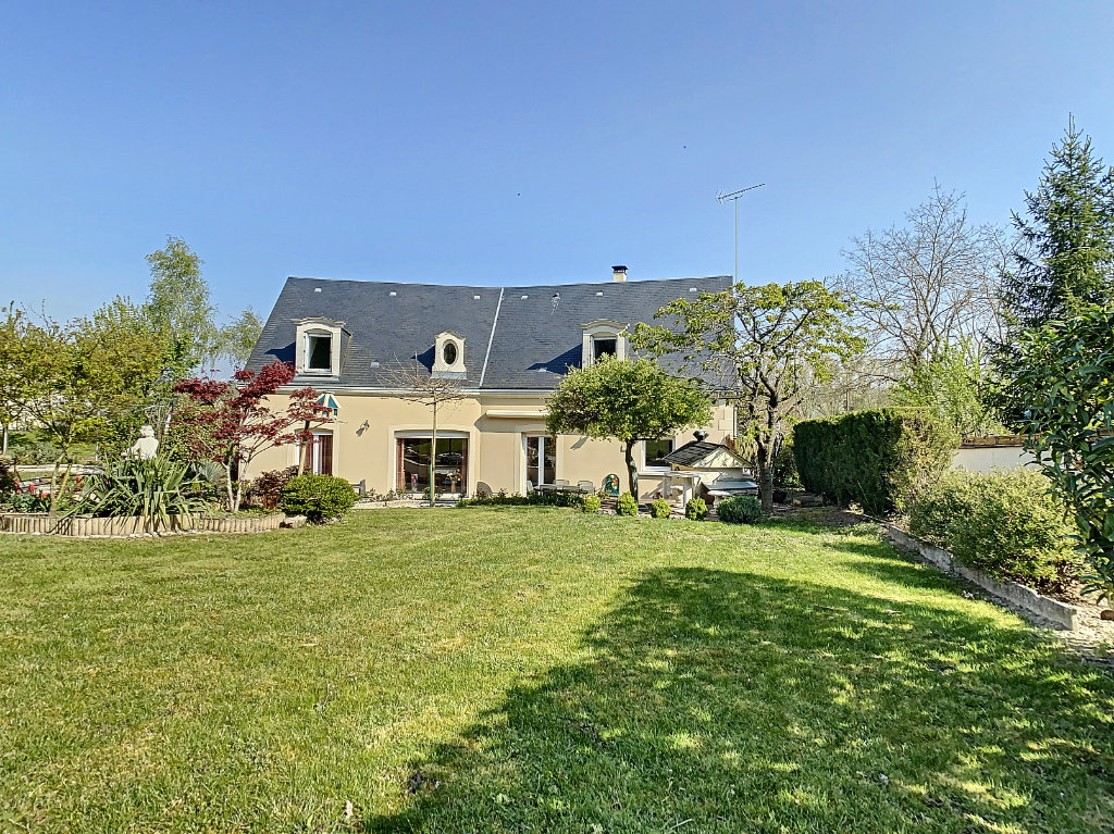 4 bedrooms House in Saint-Regle, France No. 156577