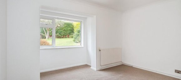 3 bedrooms Bungalow in Crowborough, United Kingdom No. 10614 10