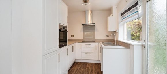 3 bedrooms Bungalow in Crowborough, United Kingdom No. 10614 8