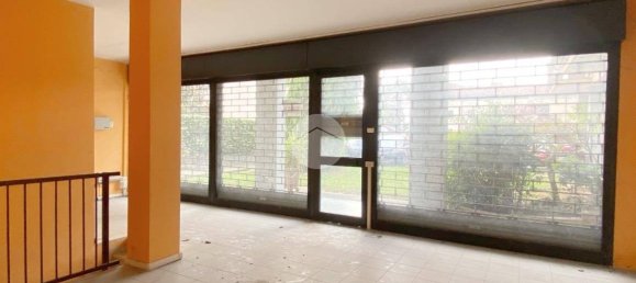 Studio in Triuggio, Italy, Nr. 111023 5