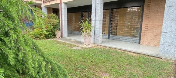 Studio in Triuggio, Italy, Nr. 111023 9