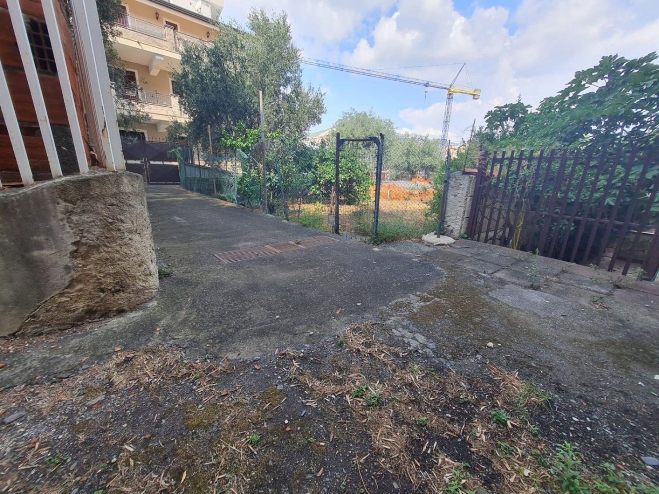 482m² Land in Santa Teresa di Riva, Italy No. 27965