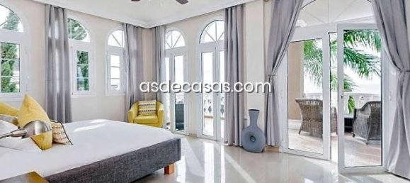 4 bedrooms Villa in Adeje, Spain No. 24981 10