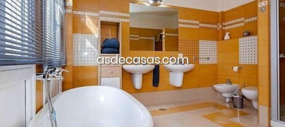 4 bedrooms Villa in Adeje, Spain No. 24981 15