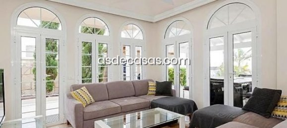 4 bedrooms Villa in Adeje, Spain No. 24981 4