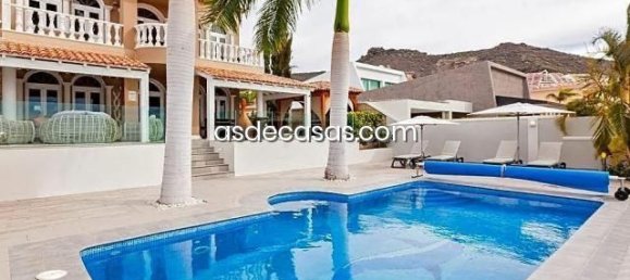 4 bedrooms Villa in Adeje, Spain No. 24981 24