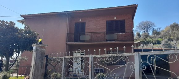 Villa de 9 habitaciónes en Ferentino, Italy No. 11548 2