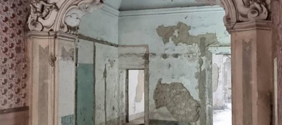 Studio in Pontremoli, Italy No. 1548 7