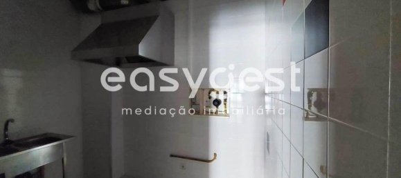 Gewerbliche Immobilie in Leiria, Portugal 19m², Nr. 89602 3