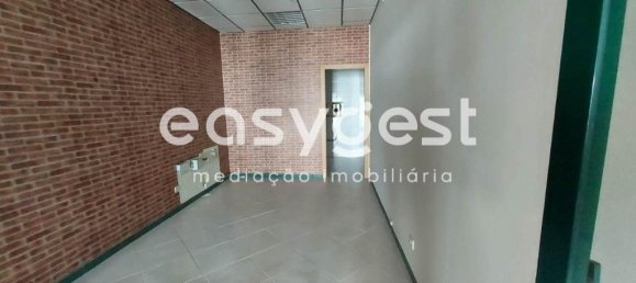 Gewerbliche Immobilie in Leiria, Portugal 19m², Nr. 89602 13