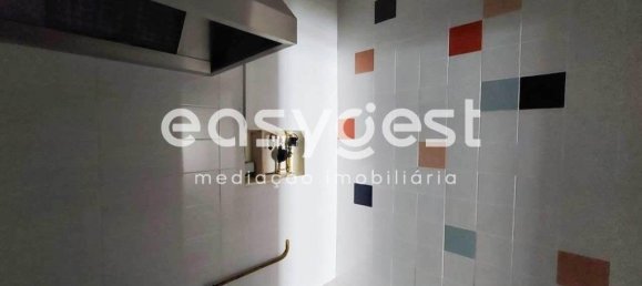 Gewerbliche Immobilie in Leiria, Portugal 19m², Nr. 89602 8