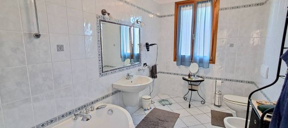 9غرفة فيلا في Ferrara, Italy رقم 147270 5