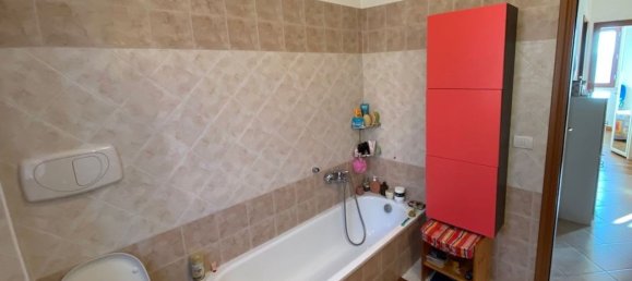 4 rooms Apartment in Montescudo Monte Colombo, Italy No. 102668 17