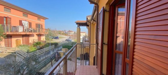4 rooms Apartment in Montescudo Monte Colombo, Italy No. 102668 15