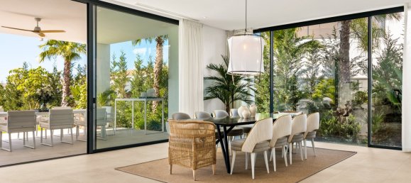 5 bedrooms Villa in Marbella, Spain No. 4806 7