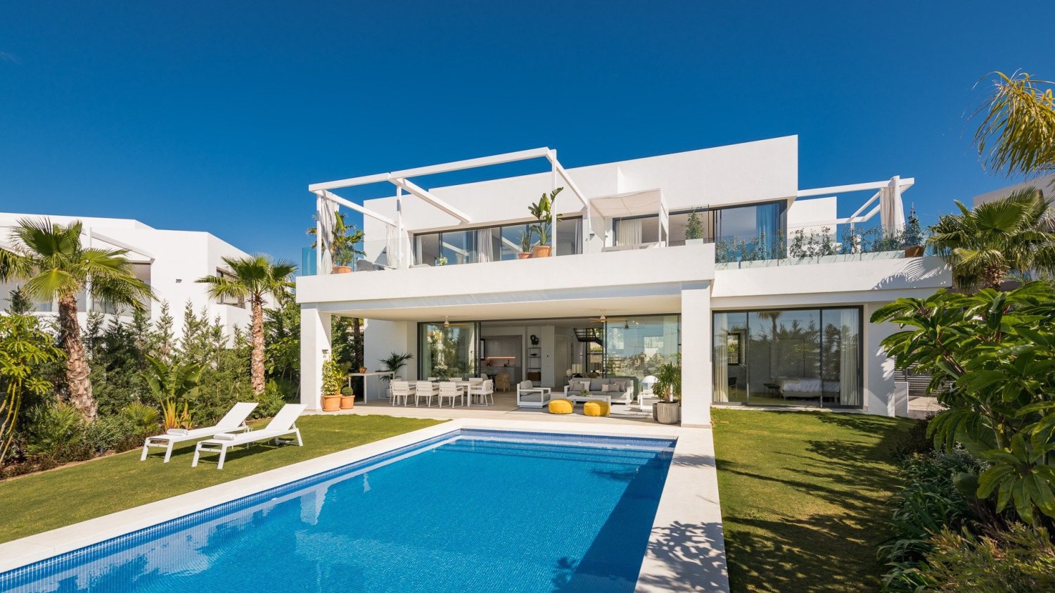 5 bedrooms Villa in Marbella, Spain No. 4806