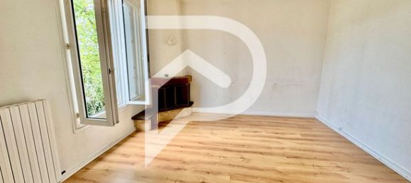 2 bedrooms House in Poitiers, France No. 309986 2