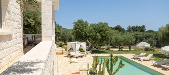 4 bedrooms Villa in Ostuni, Italy No. 744 6