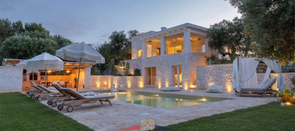 4 bedrooms Villa in Ostuni, Italy No. 744 5