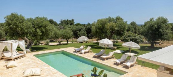 4 bedrooms Villa in Ostuni, Italy No. 744 8